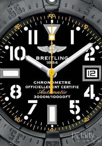 百年灵推出Avenger Seawolf腕表黑钢黄针限量