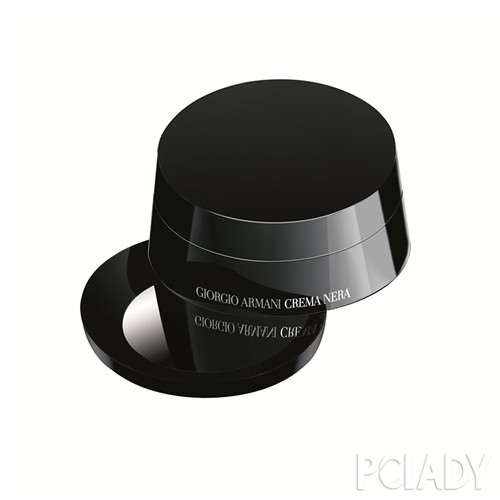 雪中炙吻 阿玛尼2015新年妆容