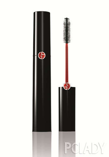 雪中炙吻 阿玛尼2015新年妆容