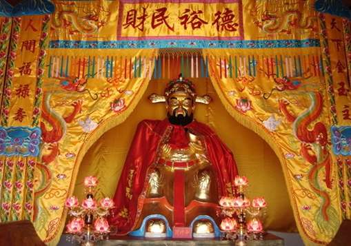 大年初四迎财神 台湾抢大陆先一步