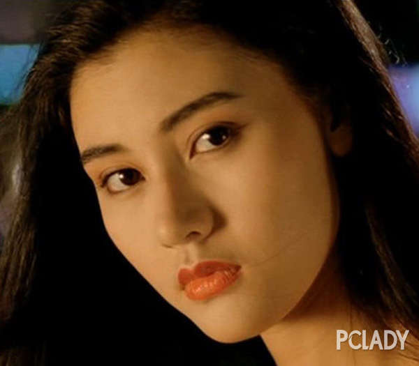 最美丽港姐:李嘉欣         另外一位不老女神当然是李嘉欣了,风华