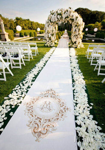 完美婚礼布置篇：婚礼鲜花拱门类型