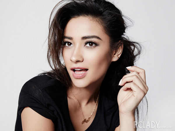 7—— 白羊座薛·米契爾 (shay mitchell) 28歲演員