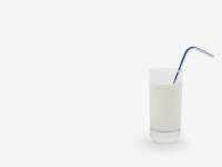 【牛奶】牛奶什么时候喝最好,牛奶加蜂蜜、空